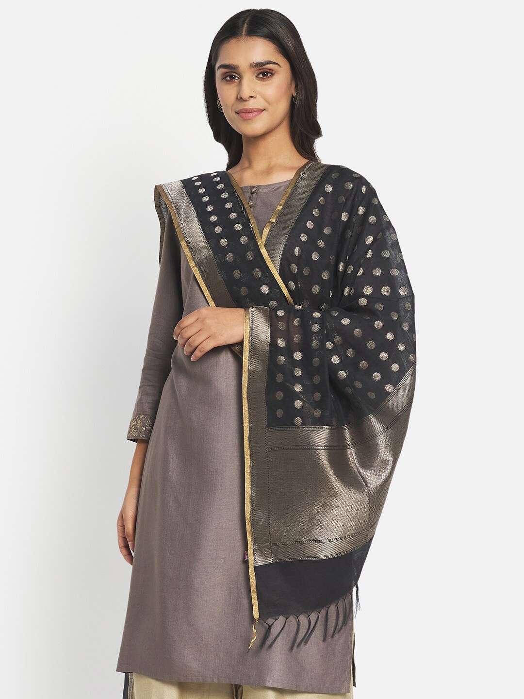 

Fabindia Black & Gold-Toned Woven Design Cotton Silk Dupatta