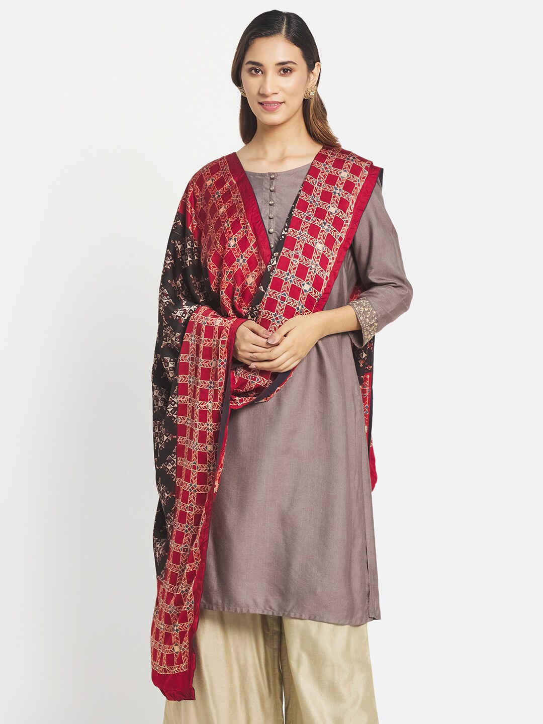

Fabindia Maroon & Black Printed Dupatta
