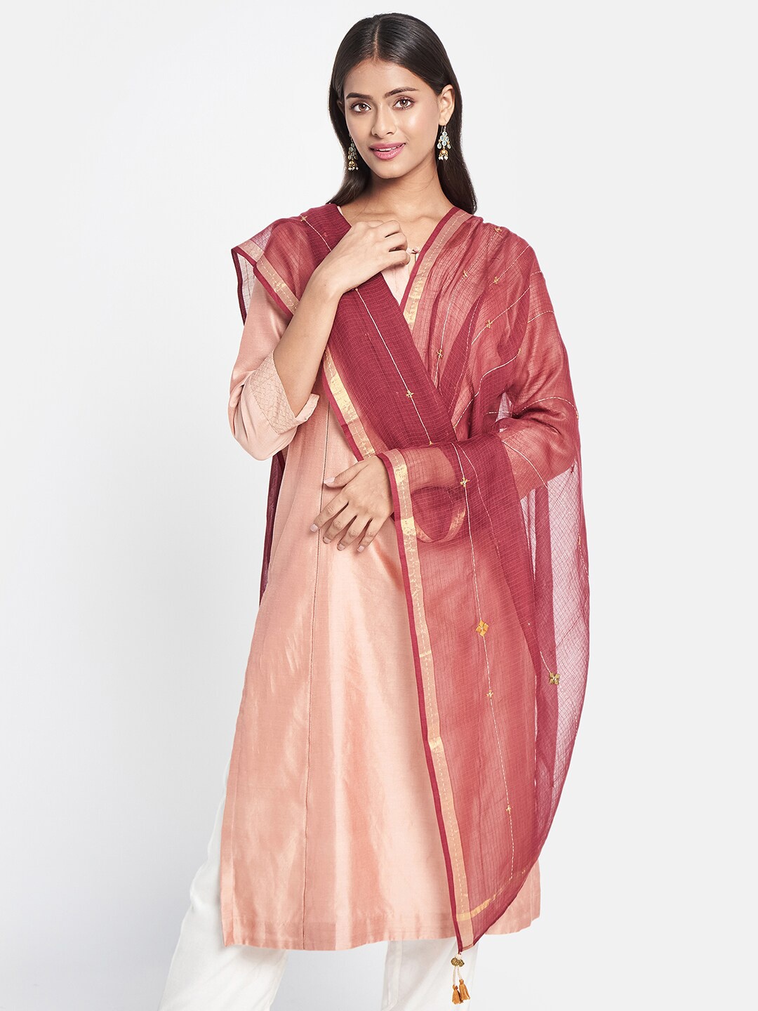 

Fabindia Maroon & Gold-Toned Embroidered Cotton Silk Dupatta