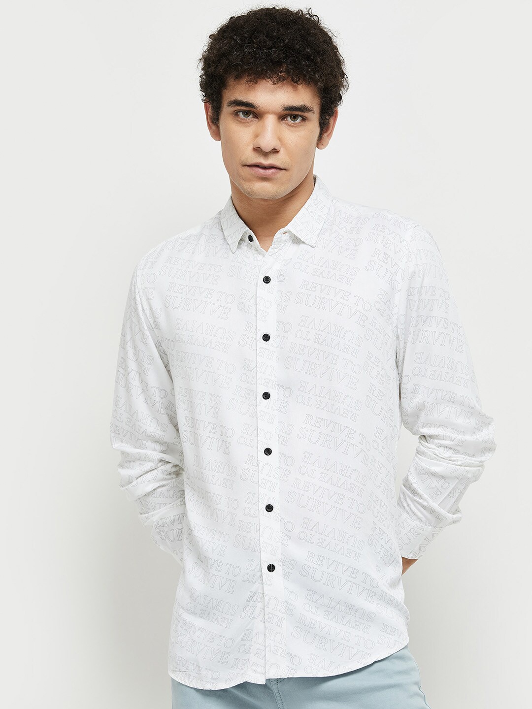 

max Men White Printed Casual Shirt