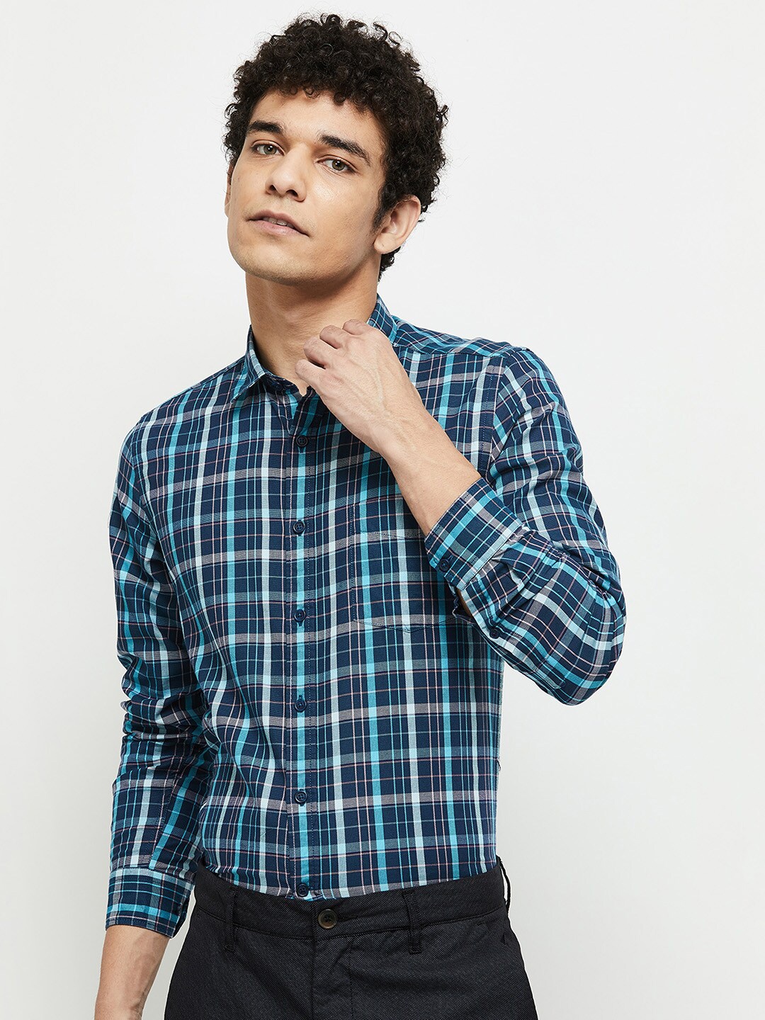 

max Men Blue Tartan Checks Pure Cotton Casual Shirt