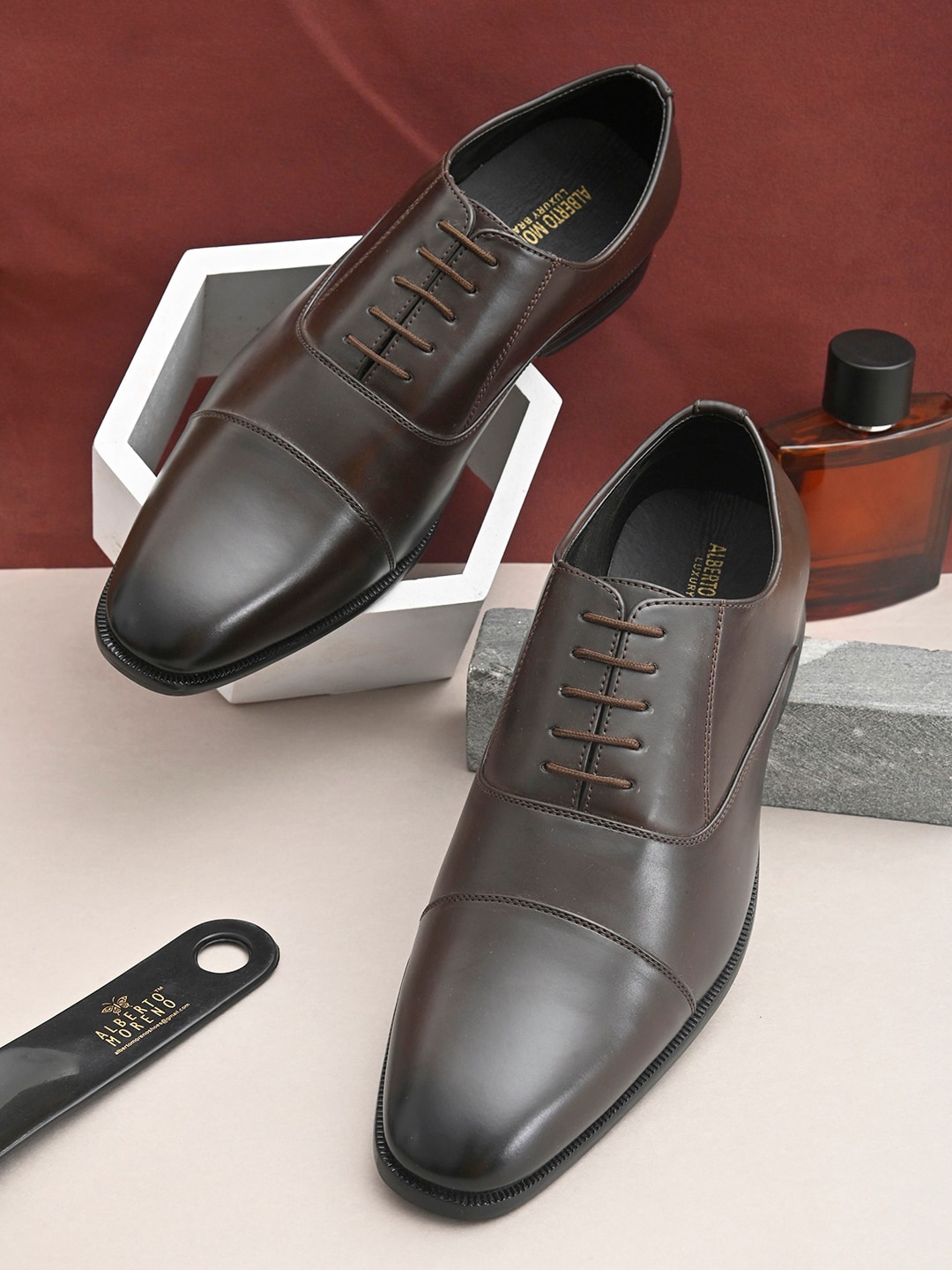 

ALBERTO MORENO Men Coffee Brown Solid Formal Oxfords