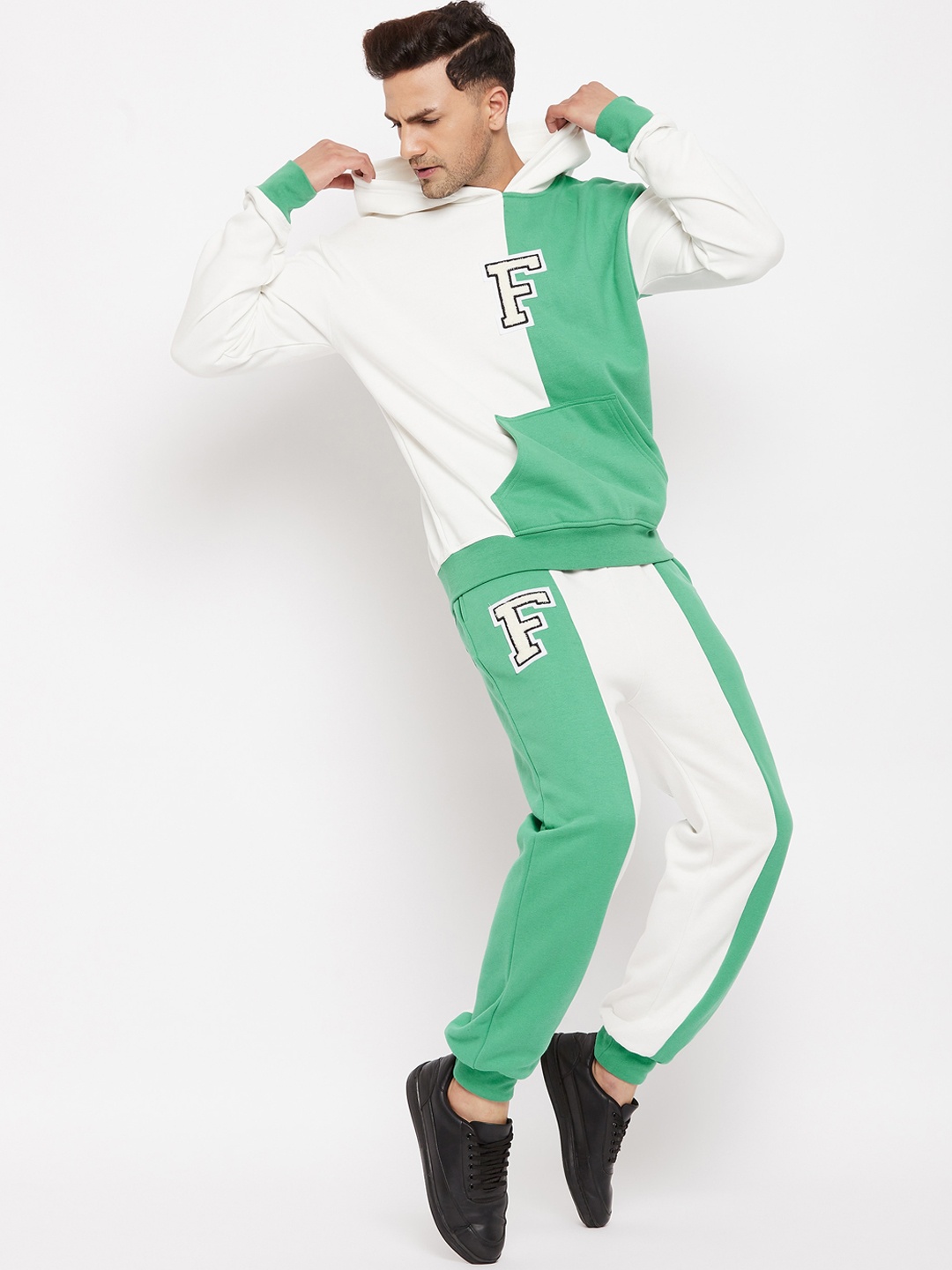 

FUGAZEE Men Green & White Colourblocked Pure Cotton Relaxed-Fit Joggers