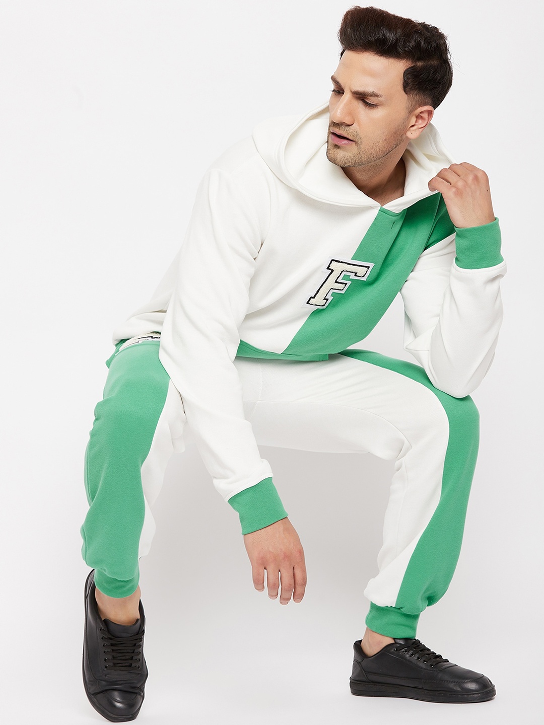 

FUGAZEE Men Green & White Colourblocked Cotton Tracksuits