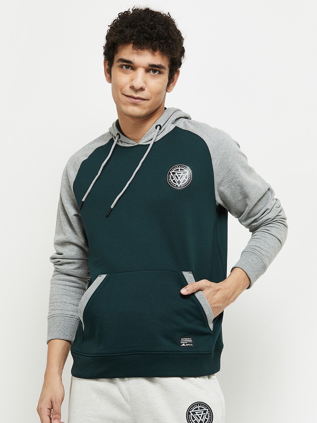 

max Men Green Hooded Sweatshirt