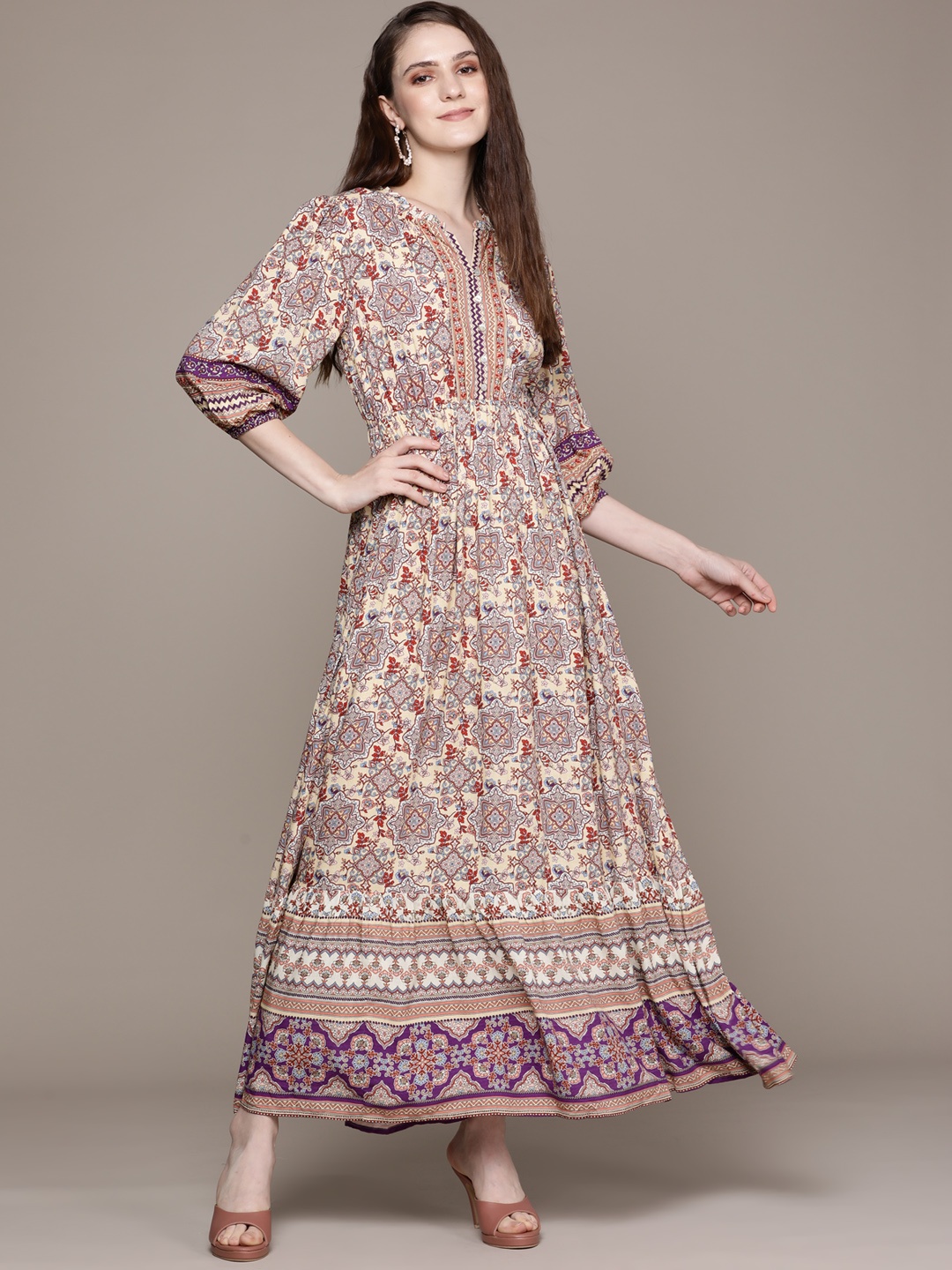 

Label Ritu Kumar Off White Ethnic Motifs Maxi Dress