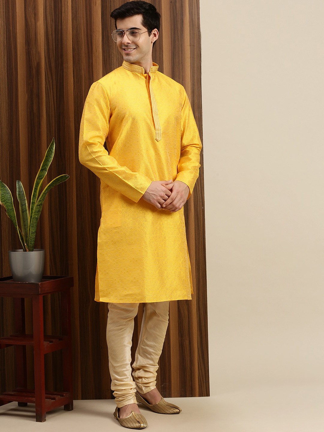 

Sanwara Men Yellow Ethnic Motifs Woven Design Art Silk Kurta with Pyjamas