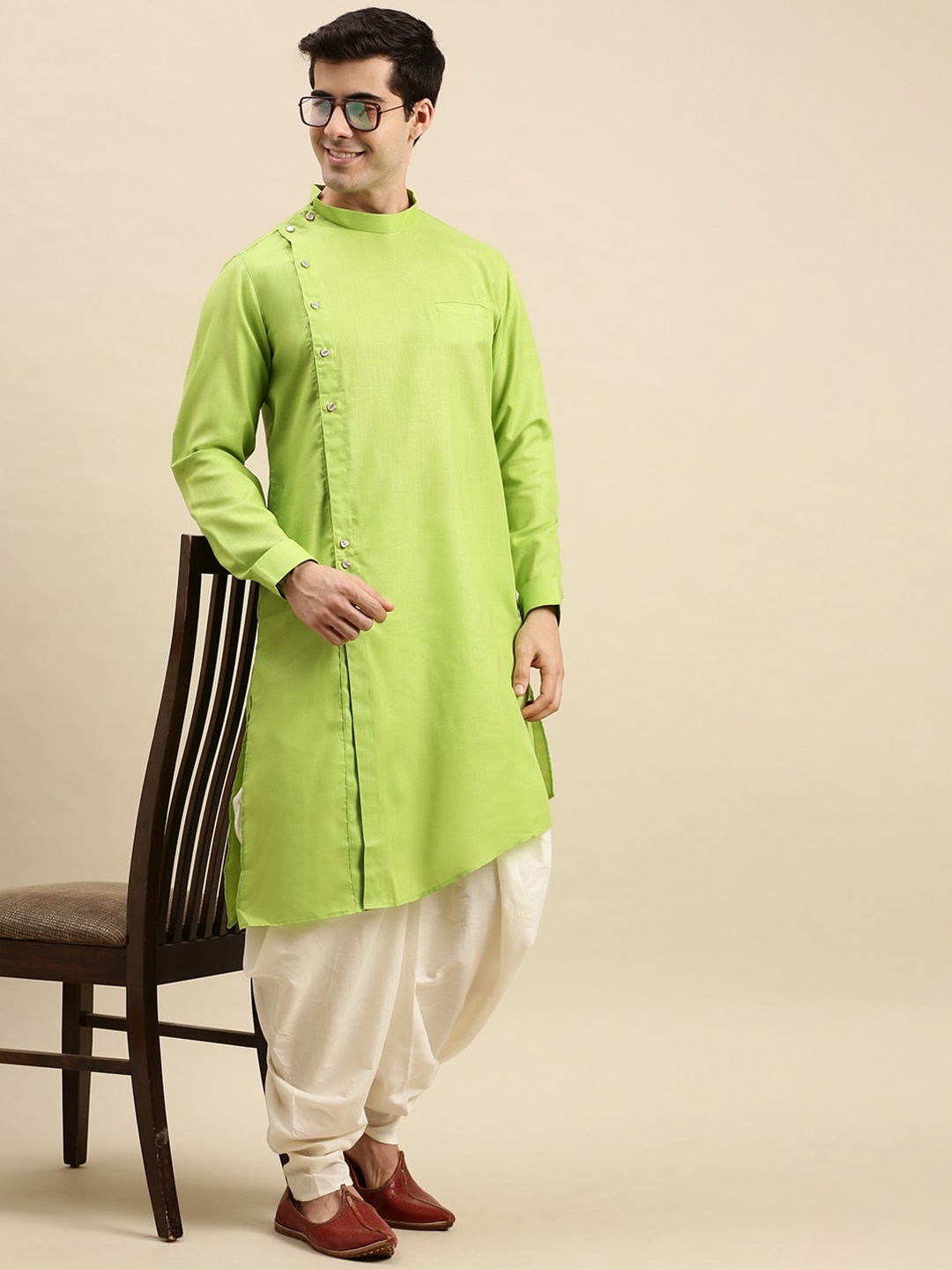 

Sanwara Men Green Pure Cotton Kurta with Dhoti Pants