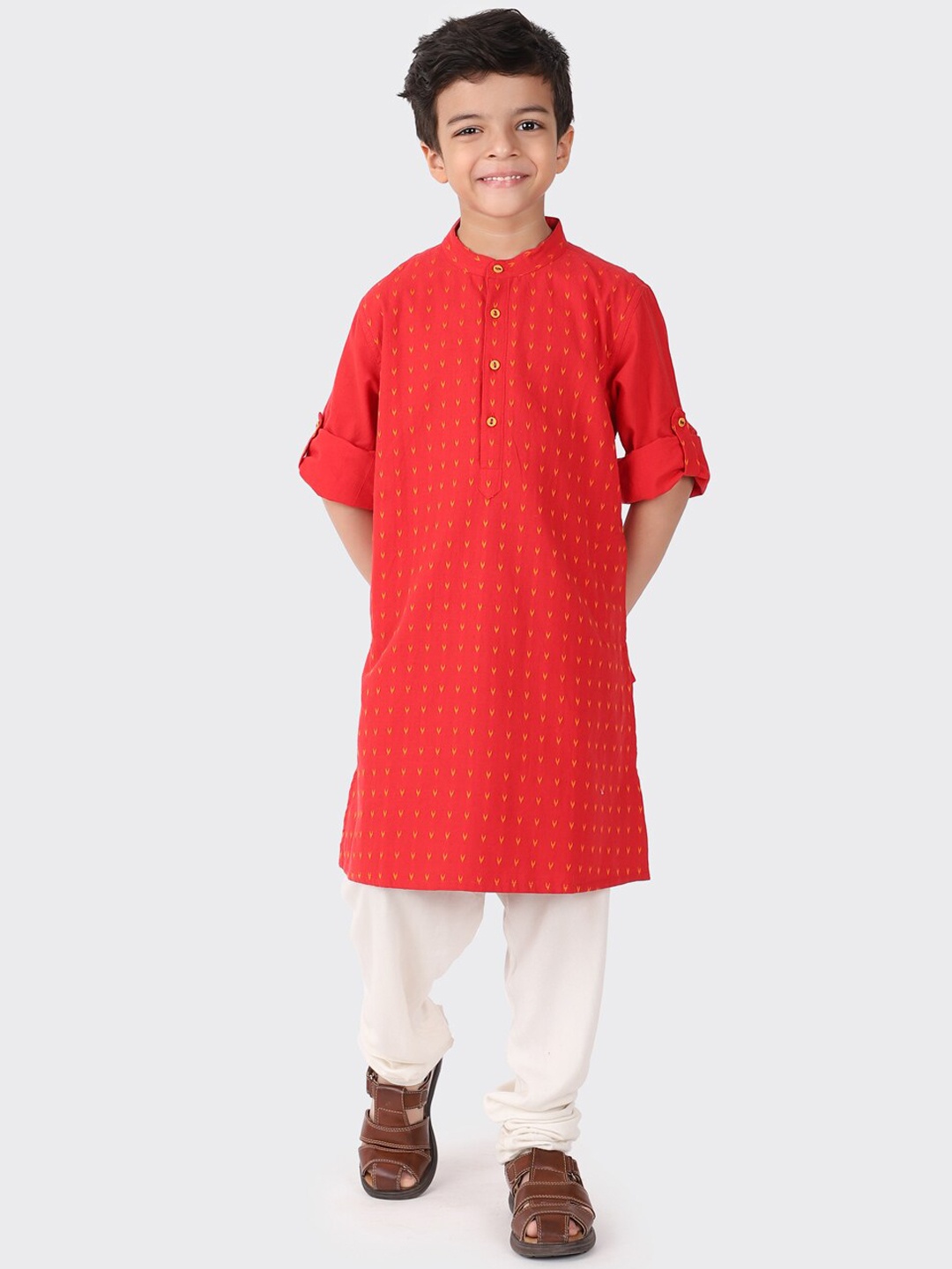 

Fabindia Boys Red Ethnic Motifs Printed Pure Cotton Kurta