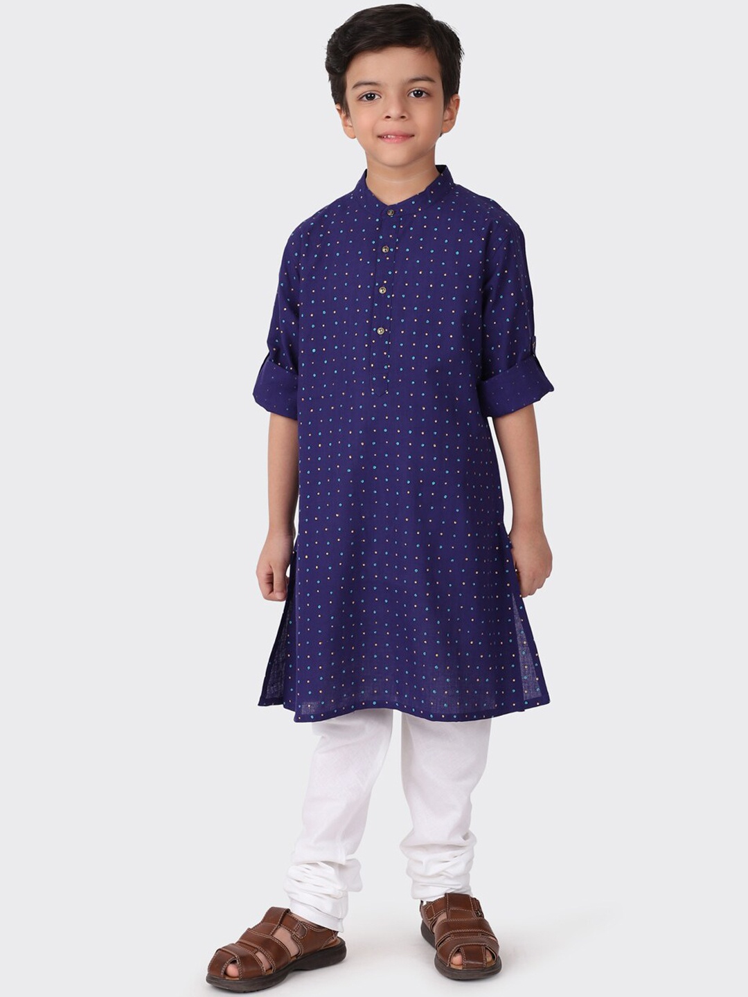

Fabindia Boys Navy Blue & White Geometric Printed Cotton Kurta