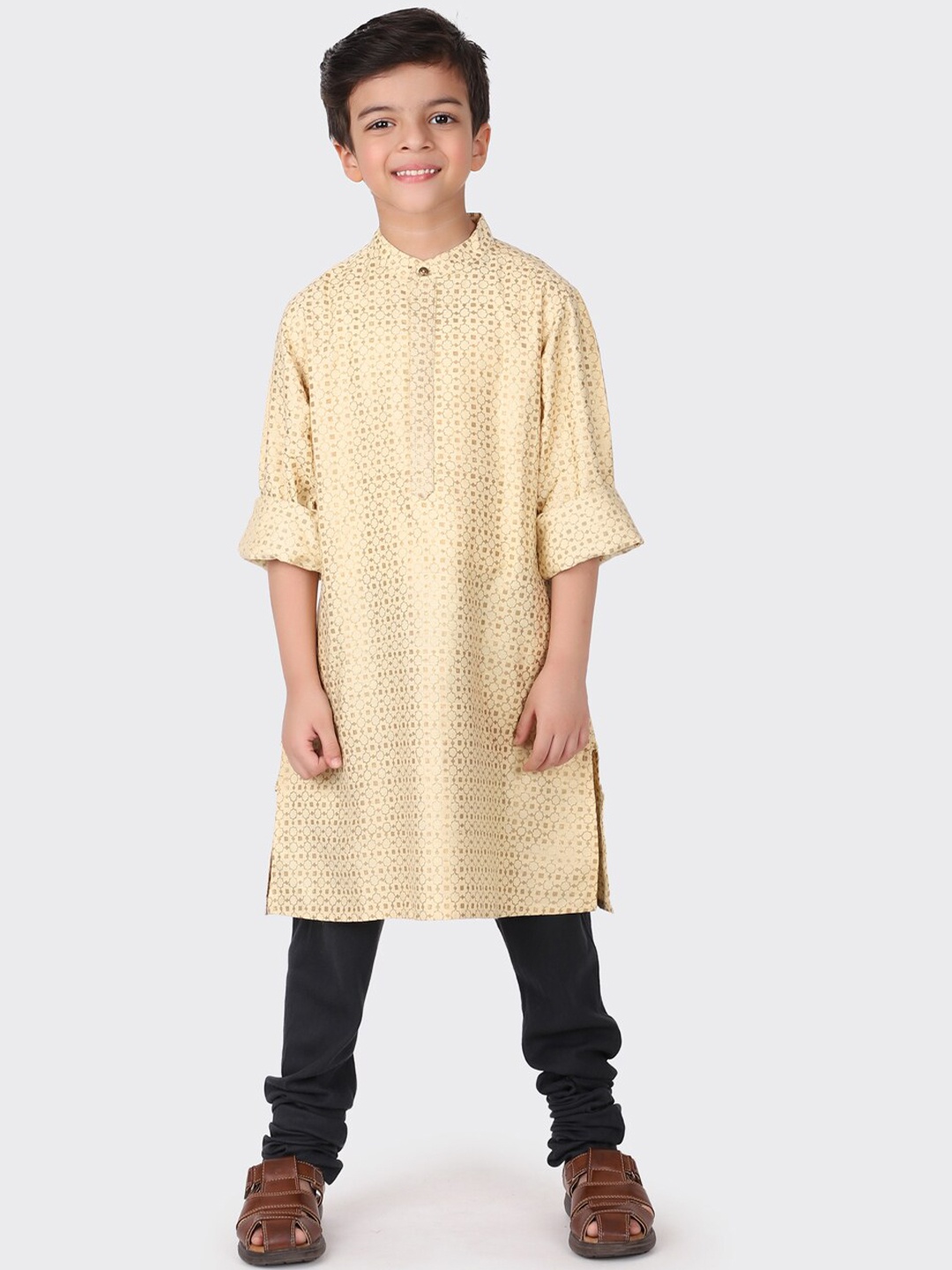 

Fabindia Boys Beige Ethnic Motifs Printed Kurta