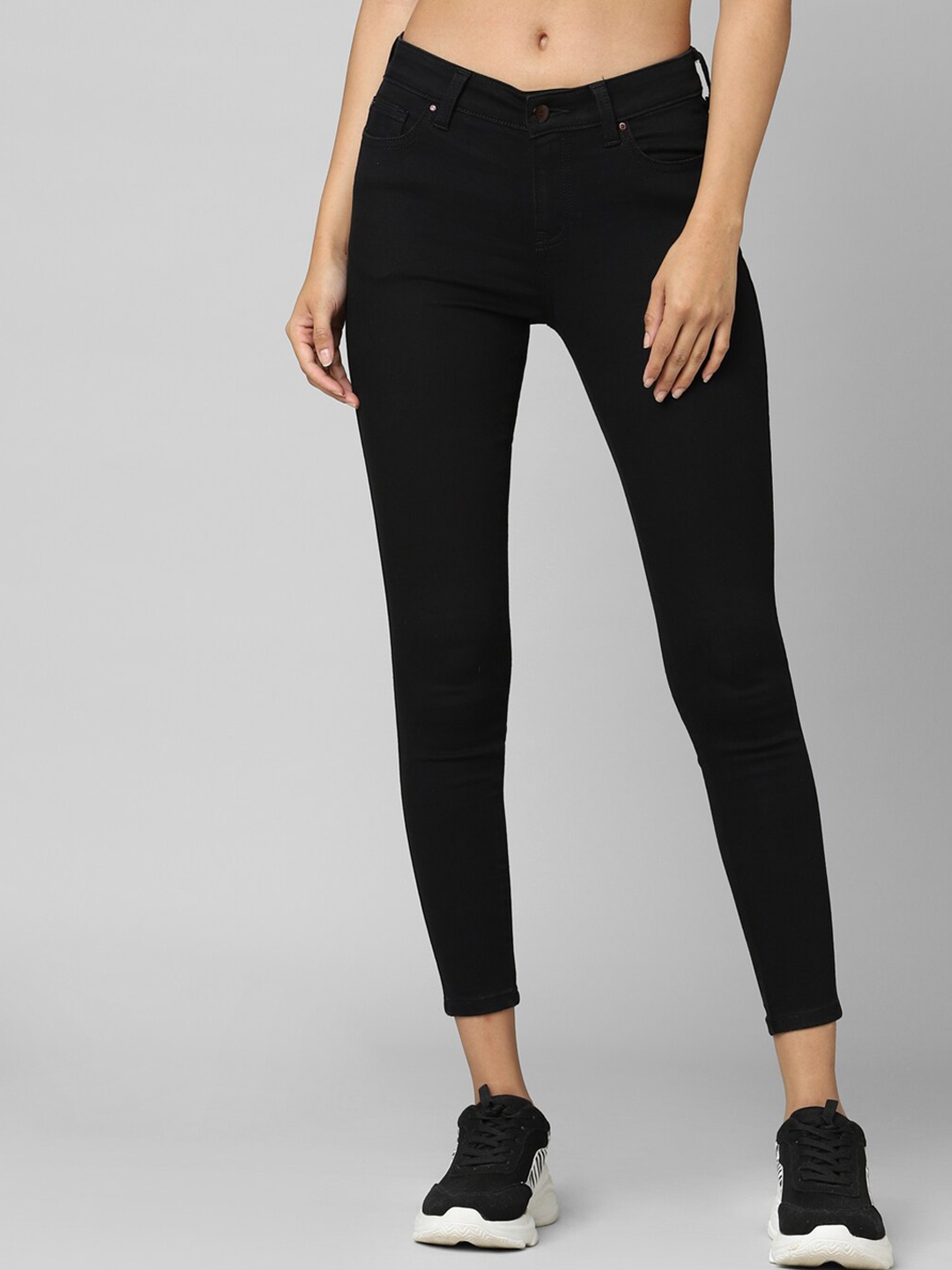 

ONLY Women Black Skinny Fit Slash Knee Jeans