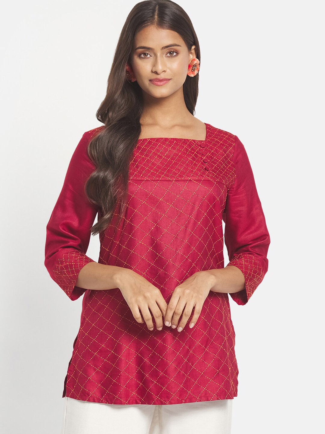 

Fabindia Maroon & Yellow Viscose Rayon Square Neck Embroidered Tunic