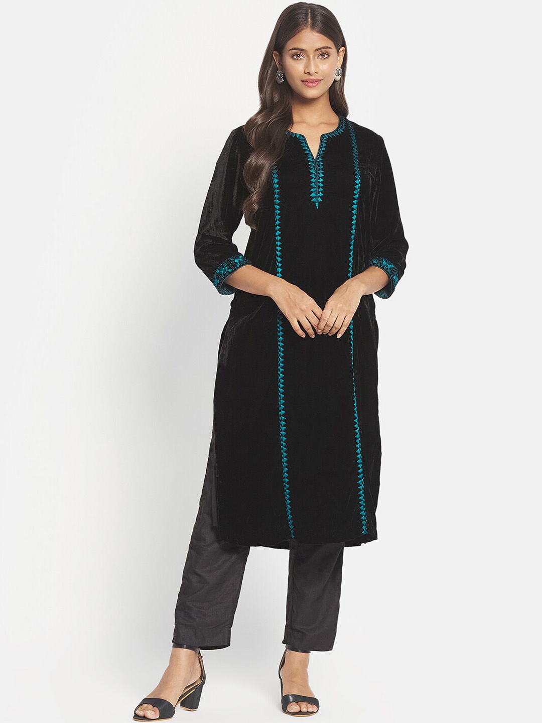

Fabindia Women Black Thread Work Kurta