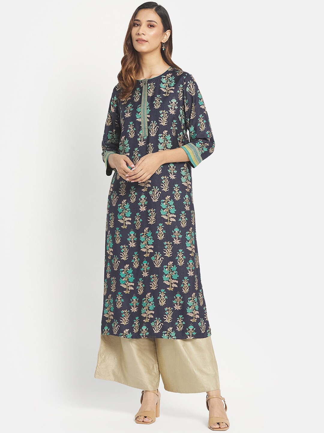 

Fabindia Women Navy Blue & Blue Floral Printed Kurta