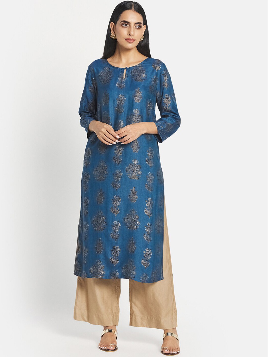 

Fabindia Women Blue Floral Keyhole Neck Kurta