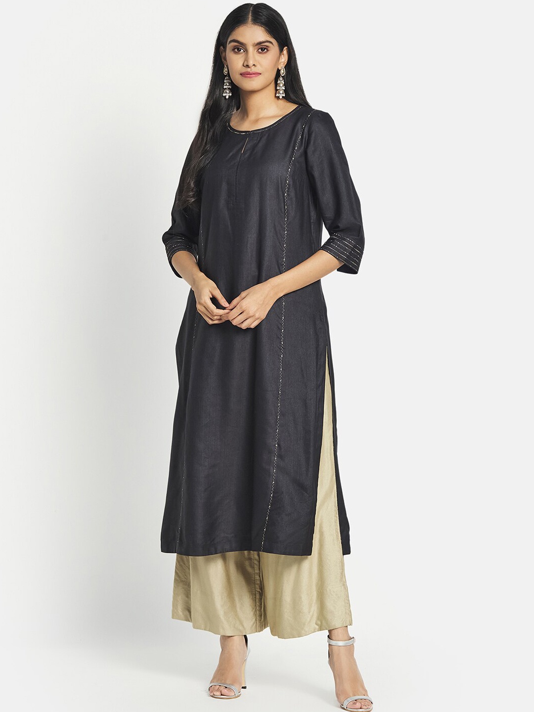 

Fabindia Women Black Thread Work Kurta