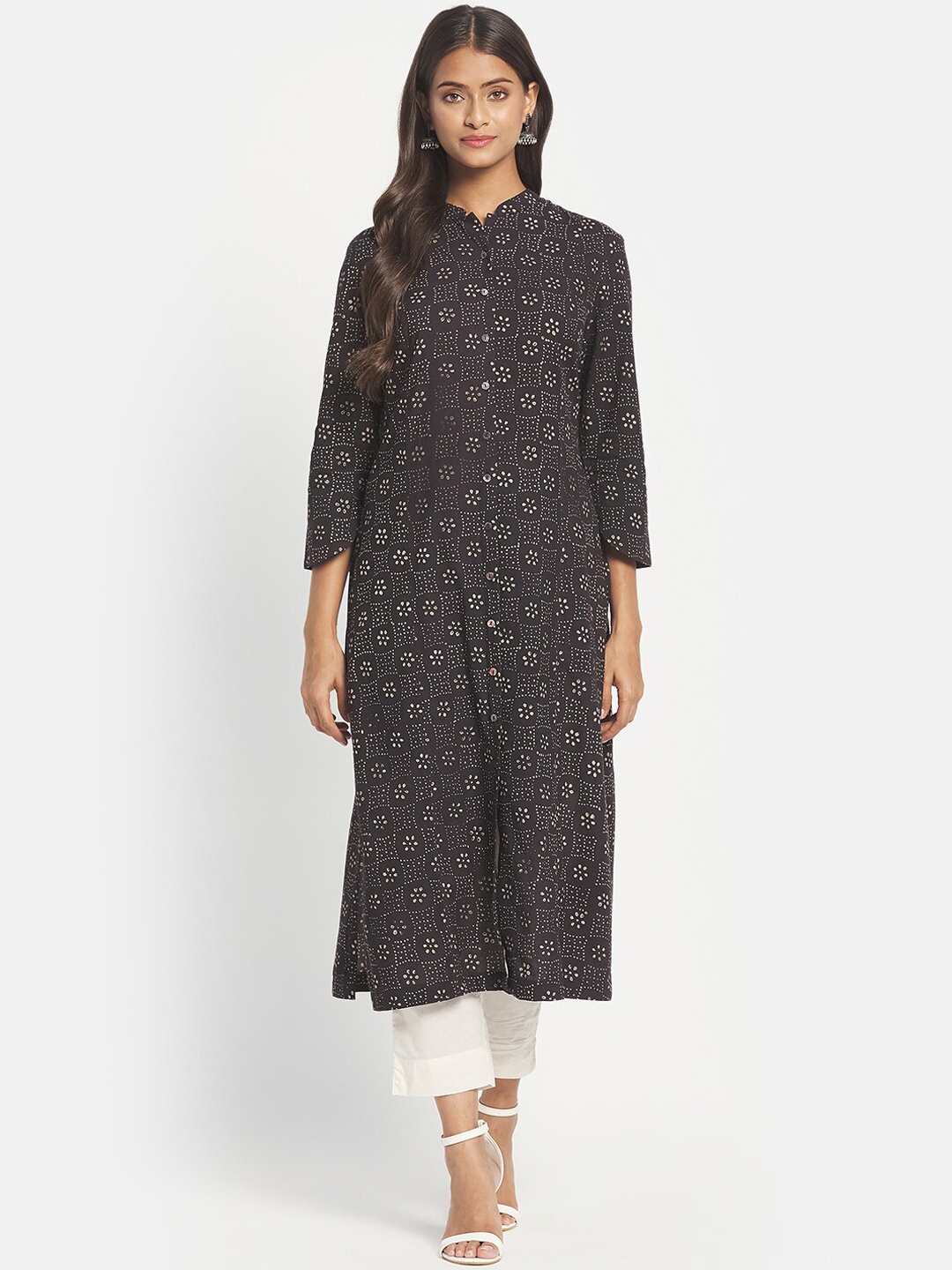 

Fabindia Women Charcoal & White Floral Printed Cotton Kurta