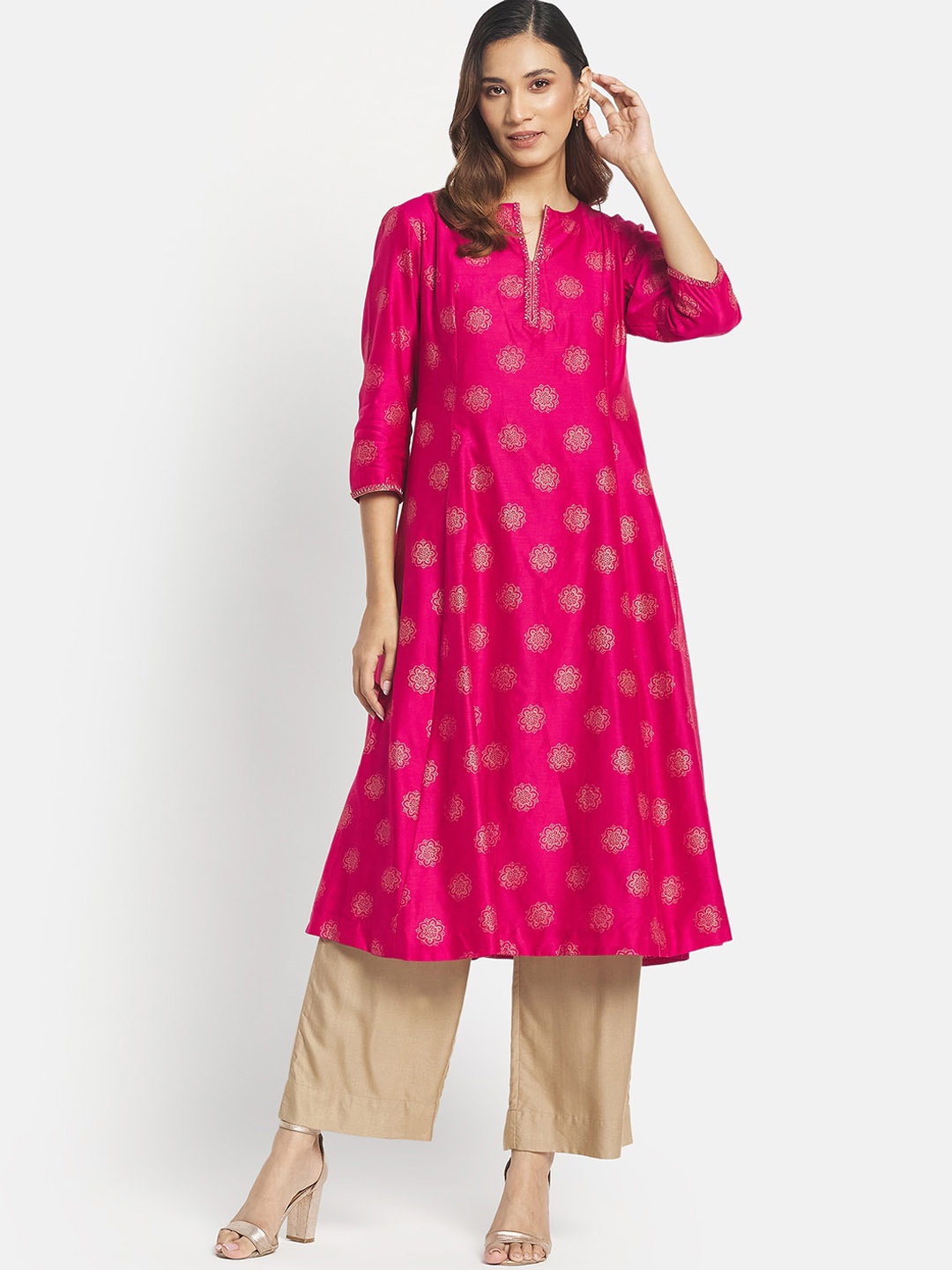 

Fabindia Women Fuchsia Pink Ethnic Motifs Printed Kurta