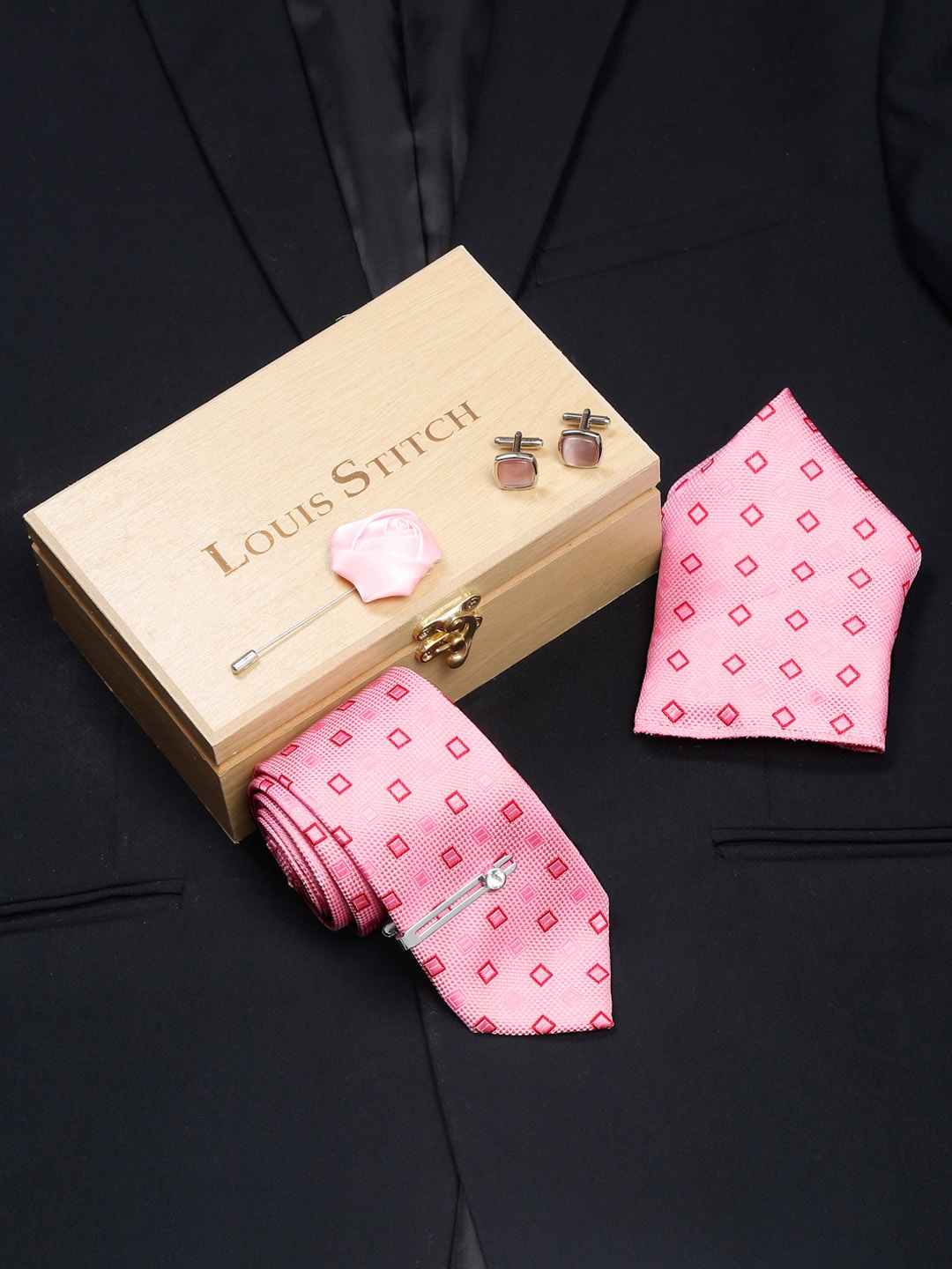 

LOUIS STITCH Men's Italian Silk Necktie Accessory Gift Set, Peach