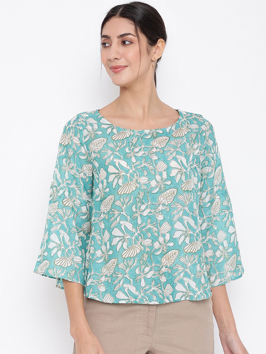 

Fabindia Sea Green & White Floral Print Pure Cotton Top
