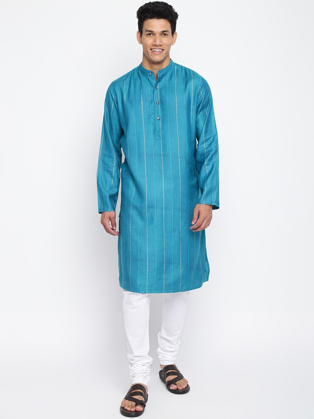 

Fabindia Men Blue Striped Long Sleeves Straight Kurta