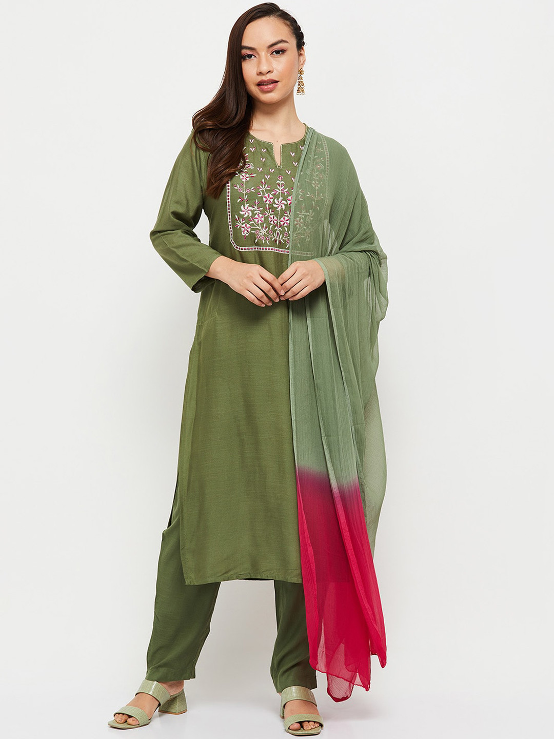

max Women Green Floral Embroidered Thread Work Kurta with Trousers & With Dupatta