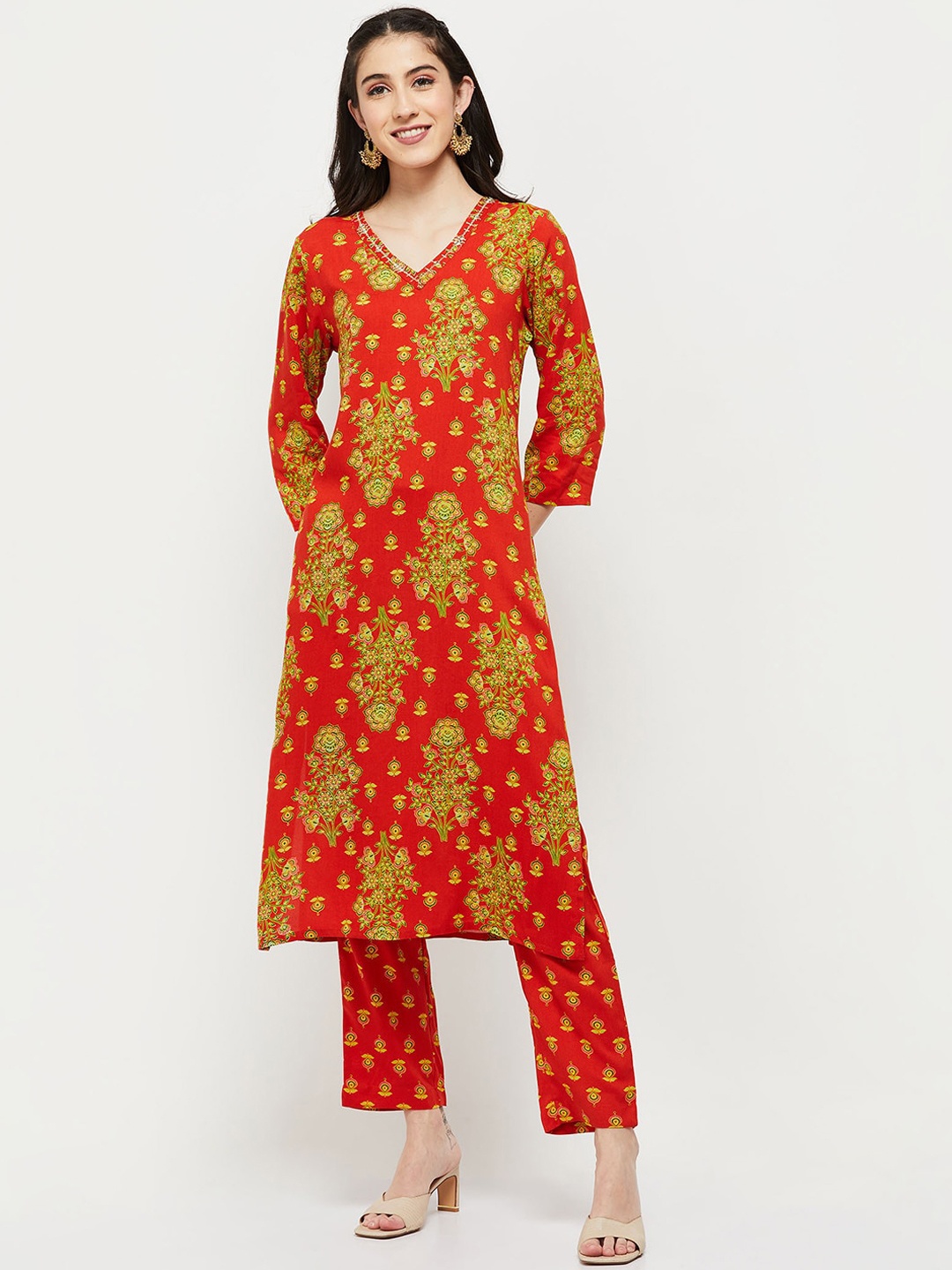 

max Women Rust Red & Green Floral Printed Kurta with Trousers
