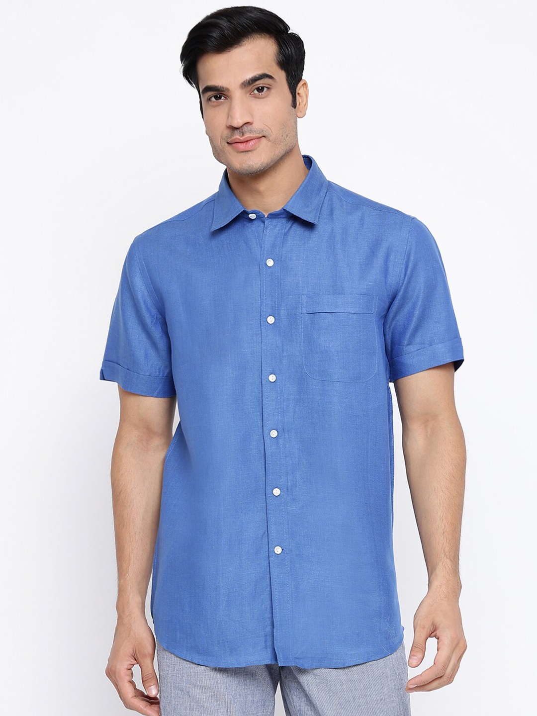 

Fabindia Men Blue Solid Casual Shirt