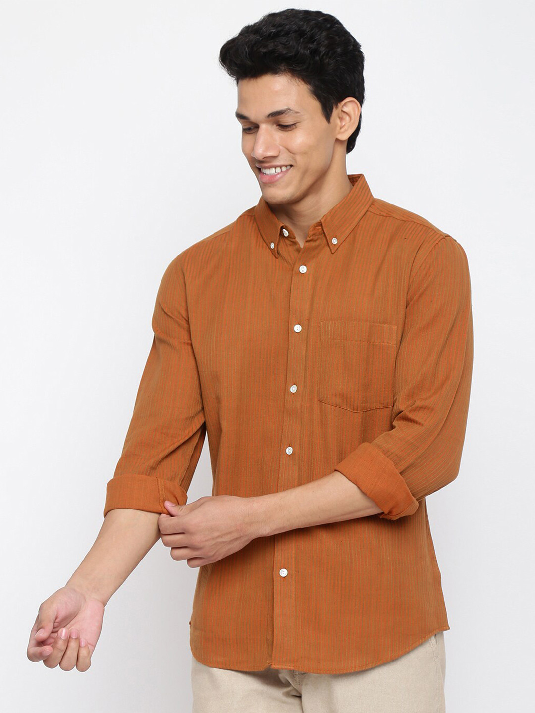 

Fabindia Men Rust Slim Fit Printed Casual Shirt