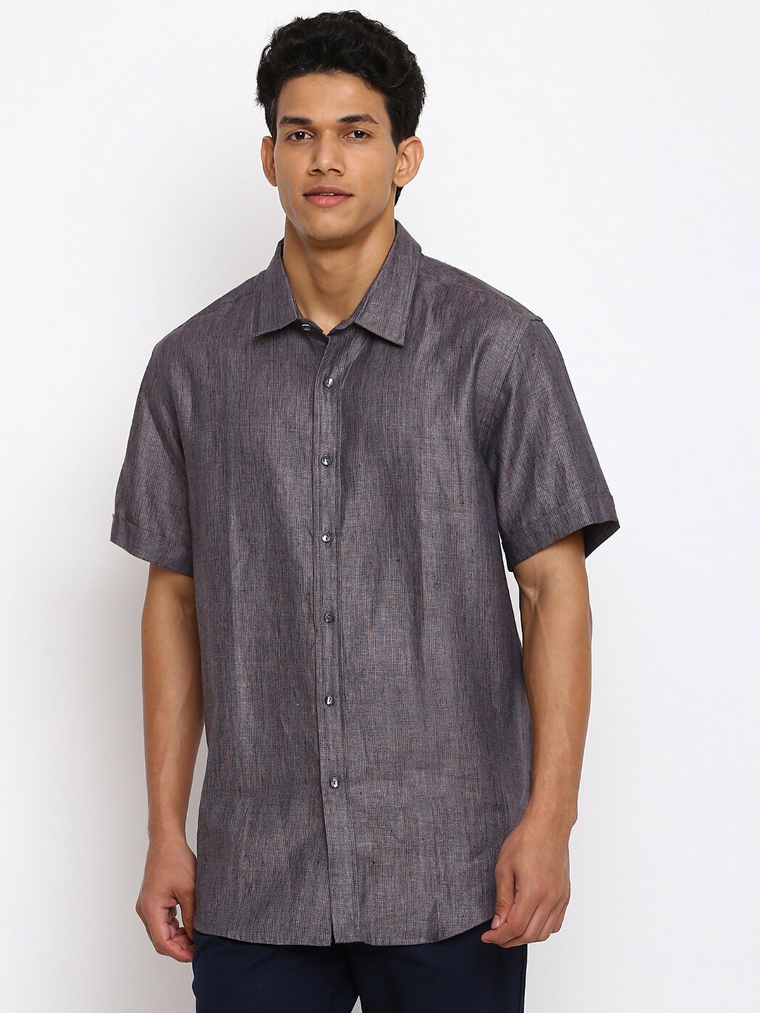 

Fabindia Men Solid Grey Casual Linen Shirt