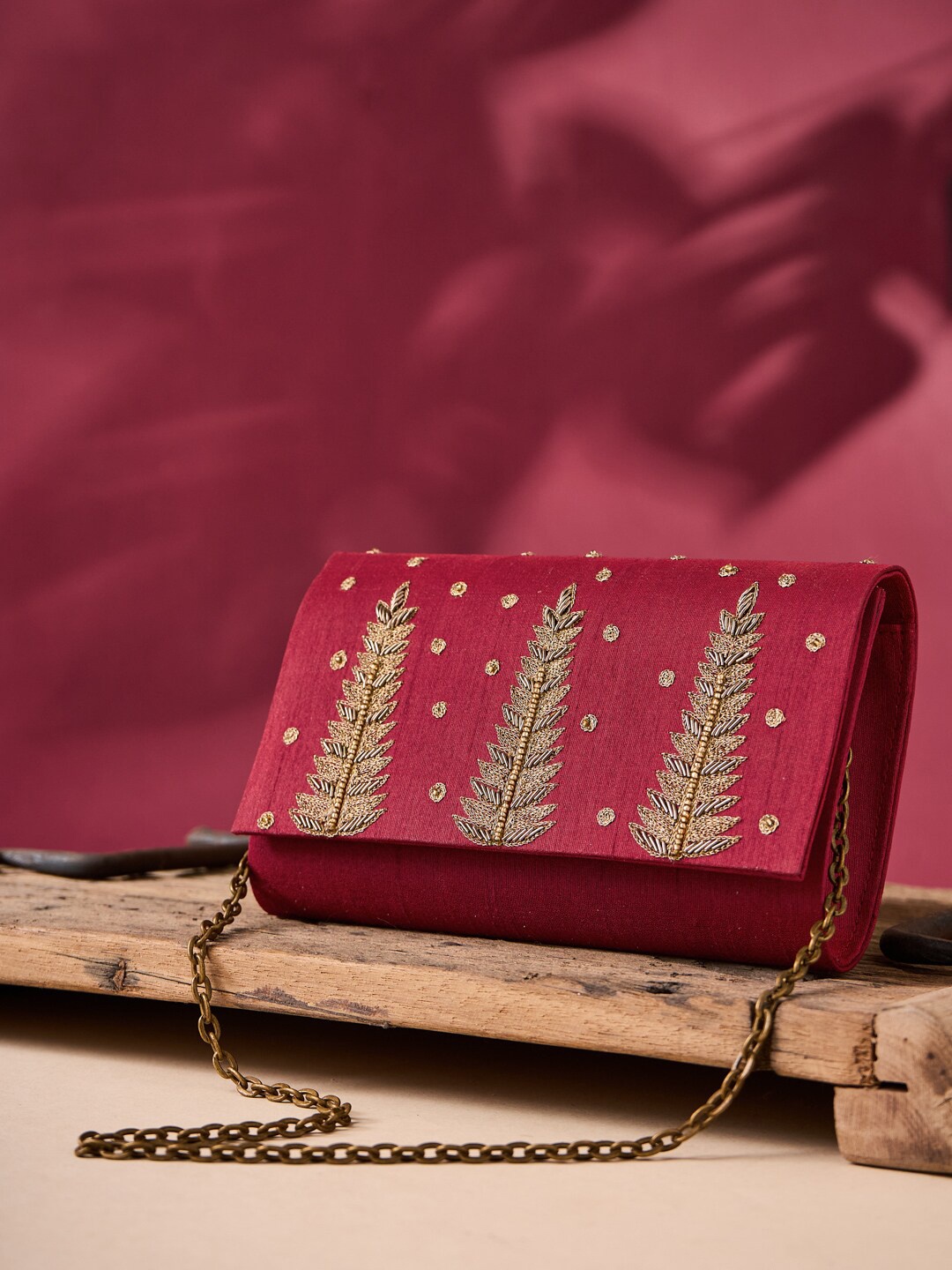 

Fabindia Red & Gold-Toned Embroidered Purse Clutch