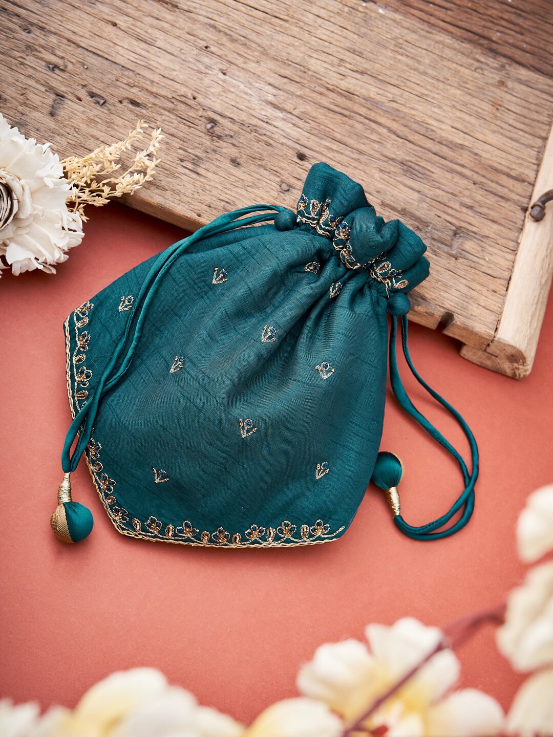 

Fabindia Blue & Gold-Toned Embroidered Potli Clutch