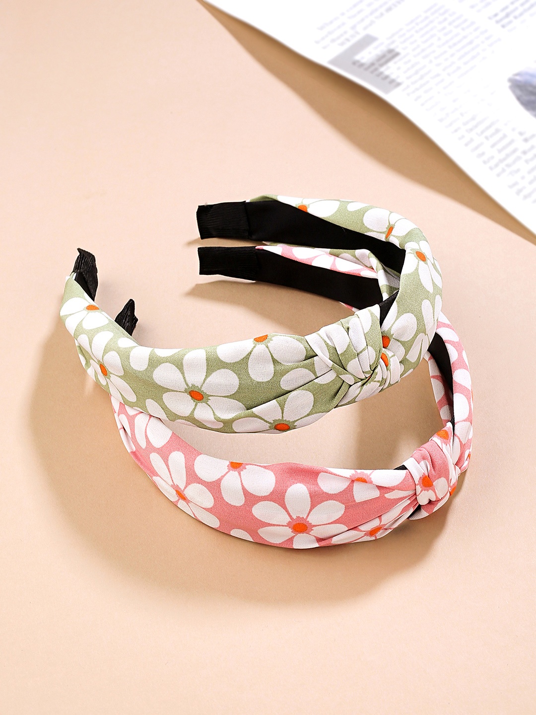 

Melbees by Yellow Chimes Girls Set of 2 Pink & Green Floral Printed Knot Hairband