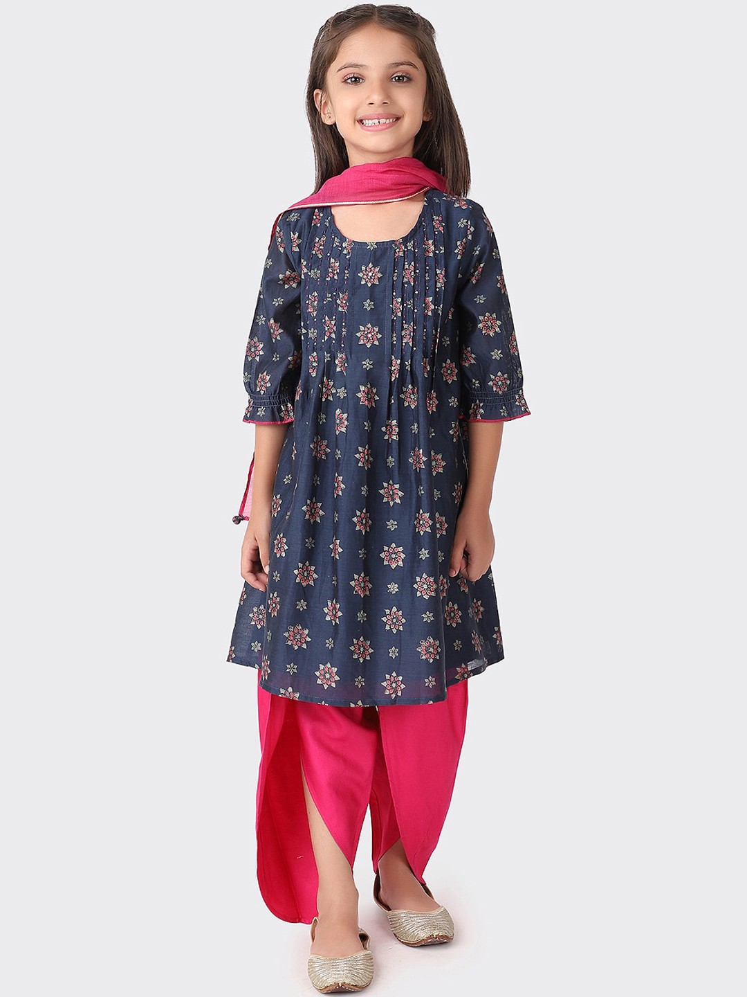 

Fabindia Girls Navy Blue Floral Printed Kurta with Dhoti Pants & With Dupatta