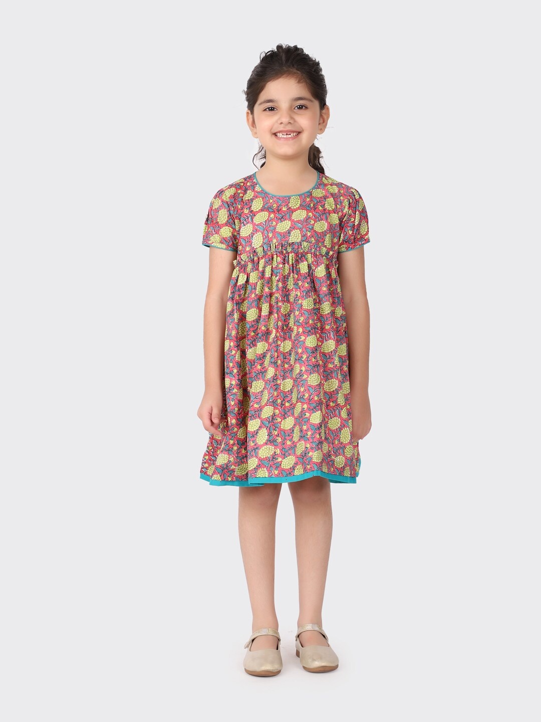 

Fabindia Girls Pink Floral Printed Cotton Empire Dress