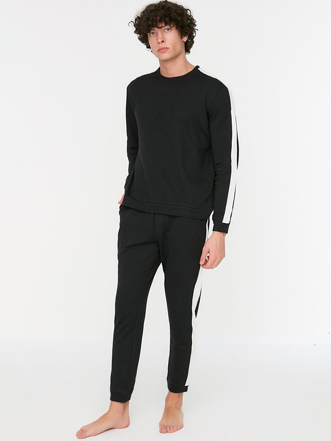 

Trendyol Men Black Night Suit