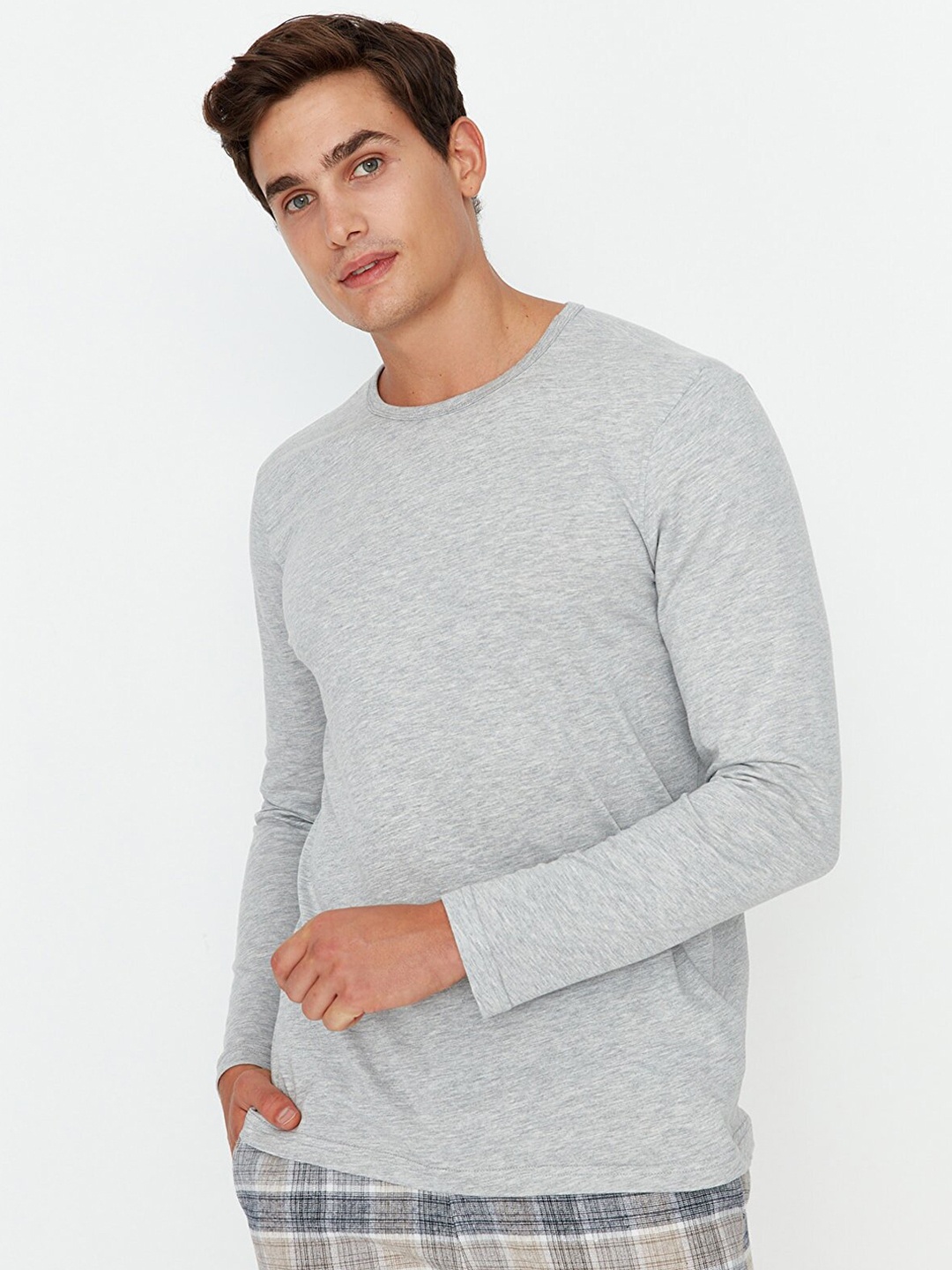 

Trendyol Men Grey Solid Night Suit