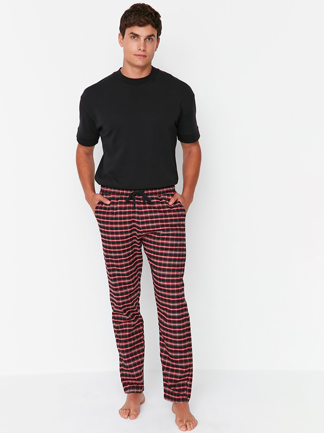 

Trendyol Men Checked Night Suit, Black