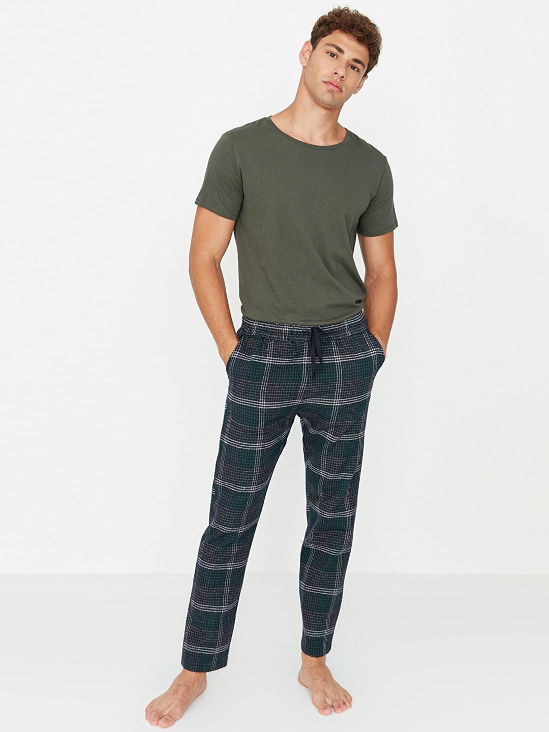 

Trendyol Men Checked Night suit, Multi