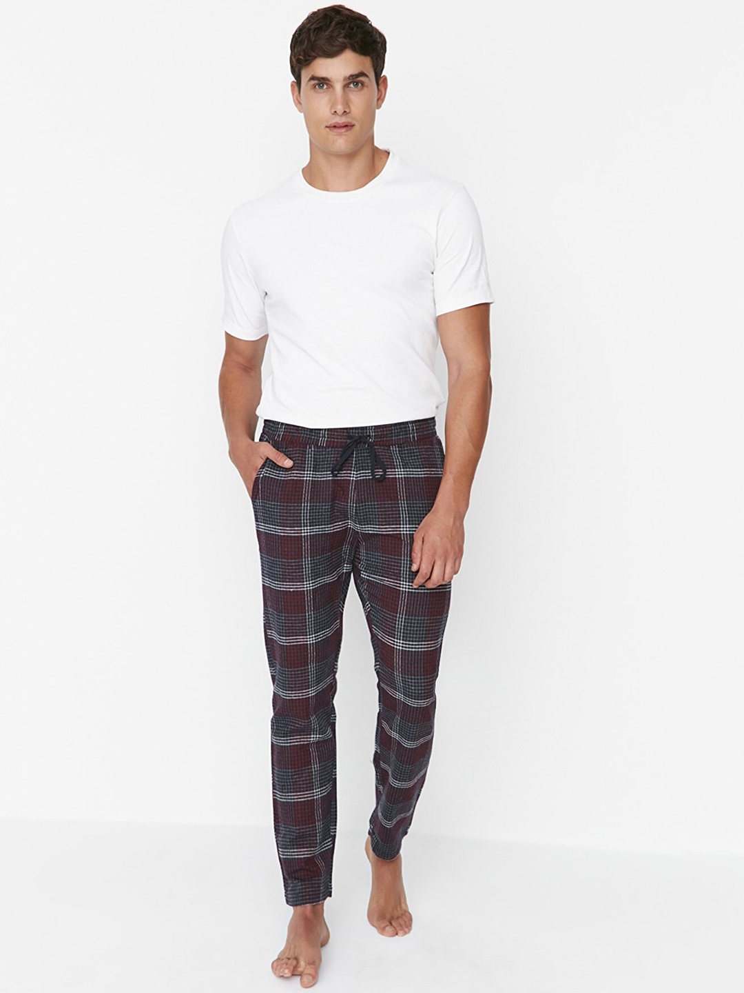 

Trendyol Men Burgundy & White Cotton Blend Night suit