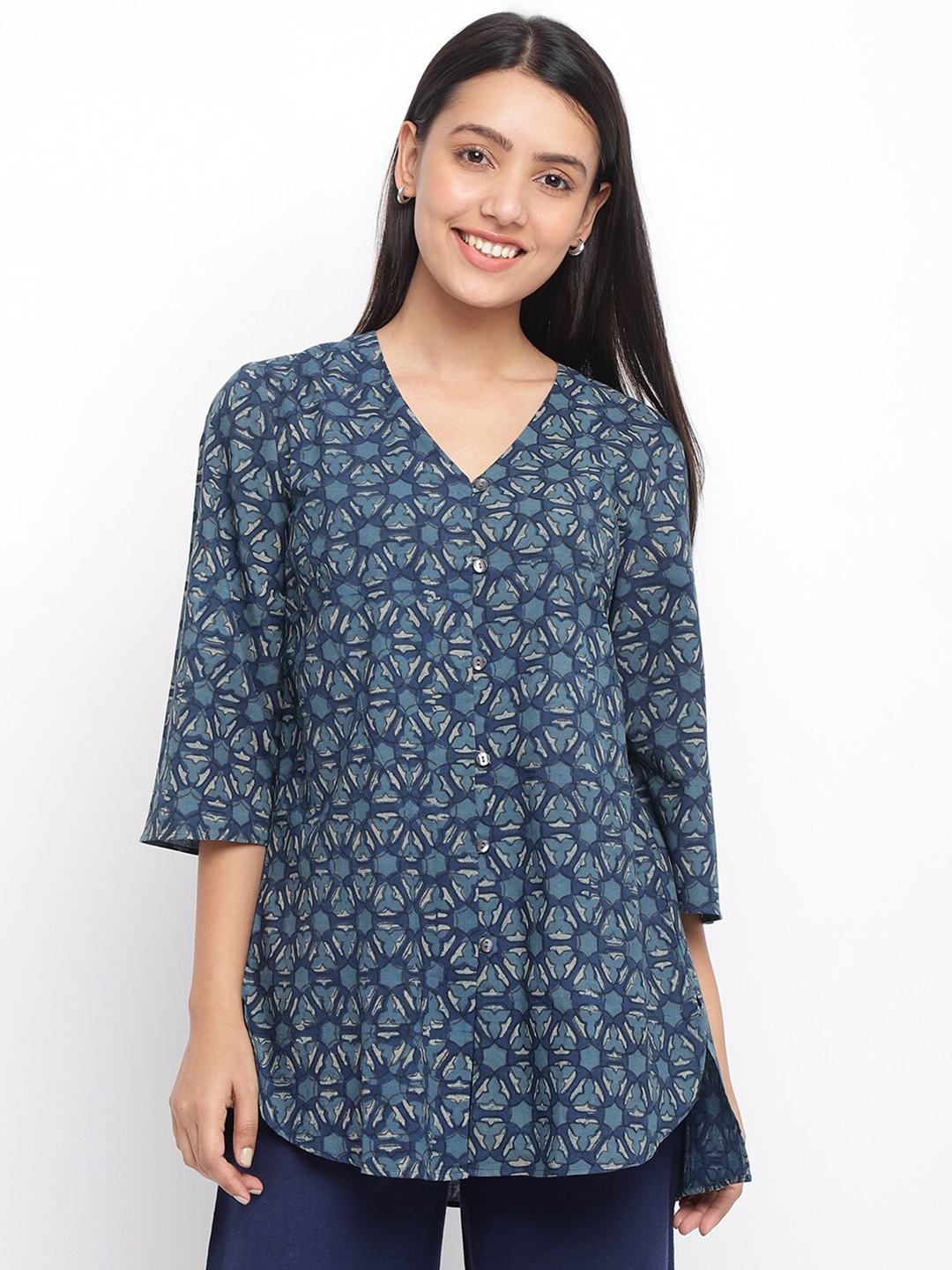 

Fabindia Women Blue & White Printed Cotton Tunic