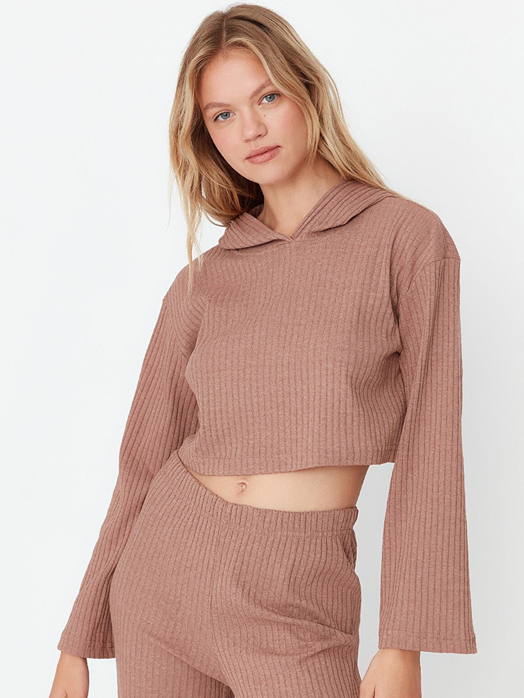 

Trendyol Women Brown Solid Night suit