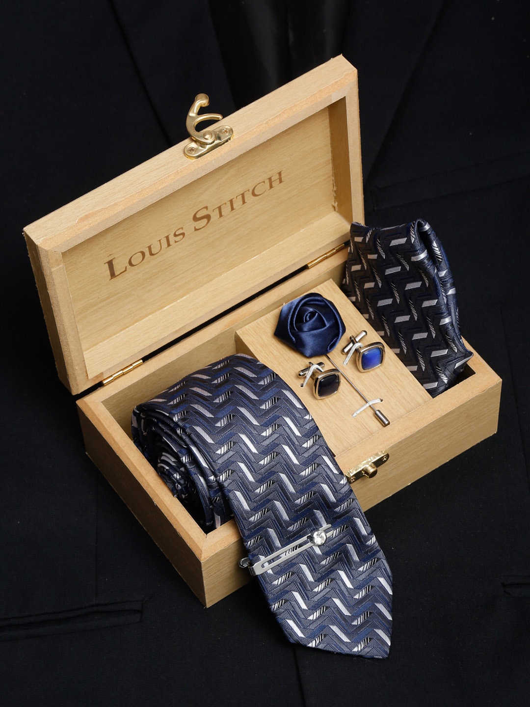 

LOUIS STITCH Men Silk Necktie Accessory Gift Set, Grey