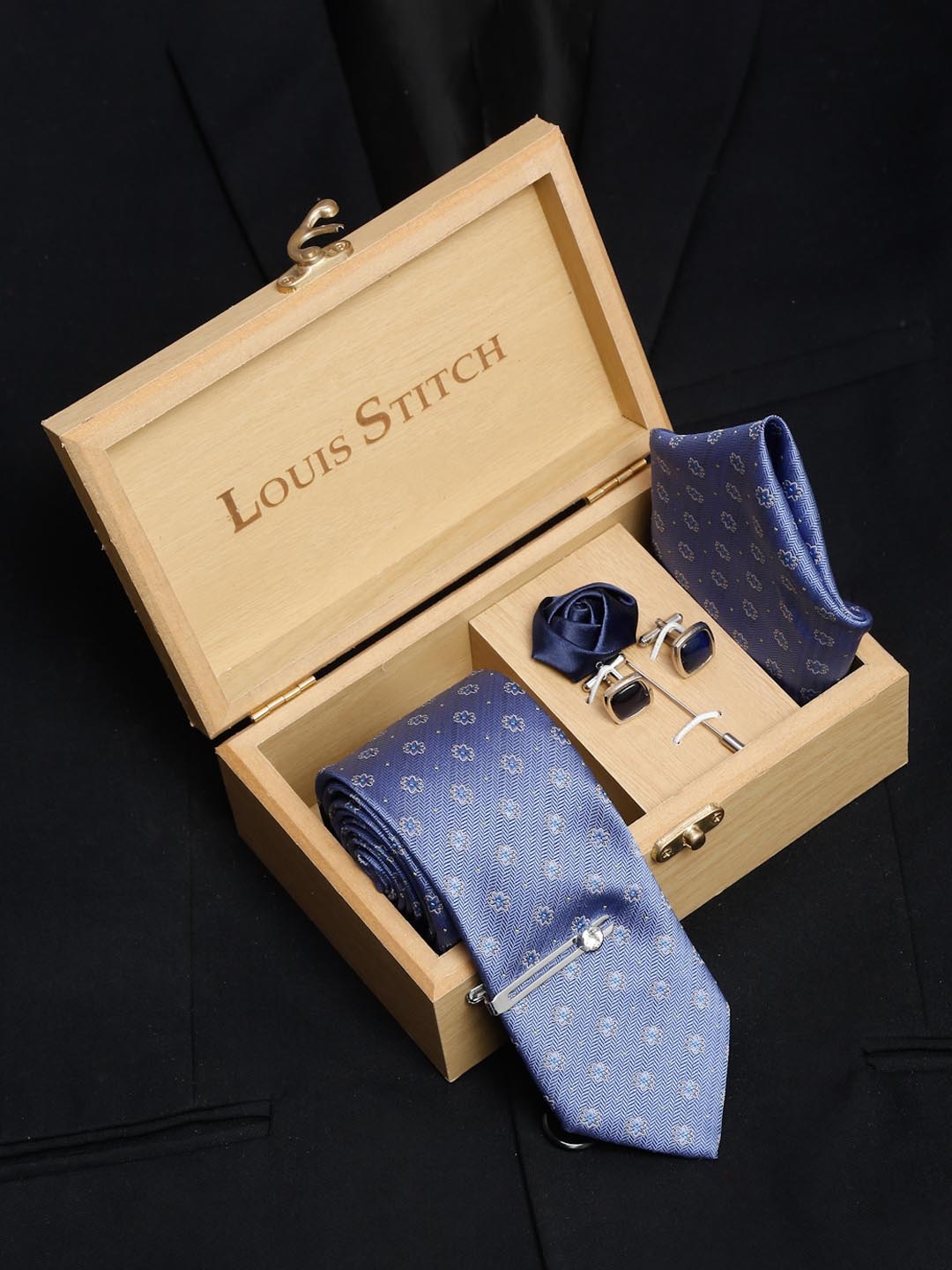 

LOUIS STITCH Men Dark Blue Italian Silk Necktie Accessory Gift Set, Navy blue