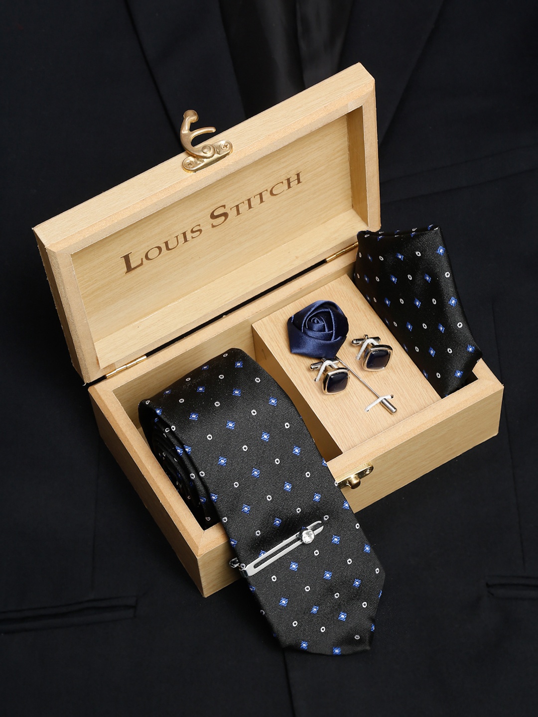 

LOUIS STITCH Men Metal Black Italian Silk Necktie Accessory Gift Set