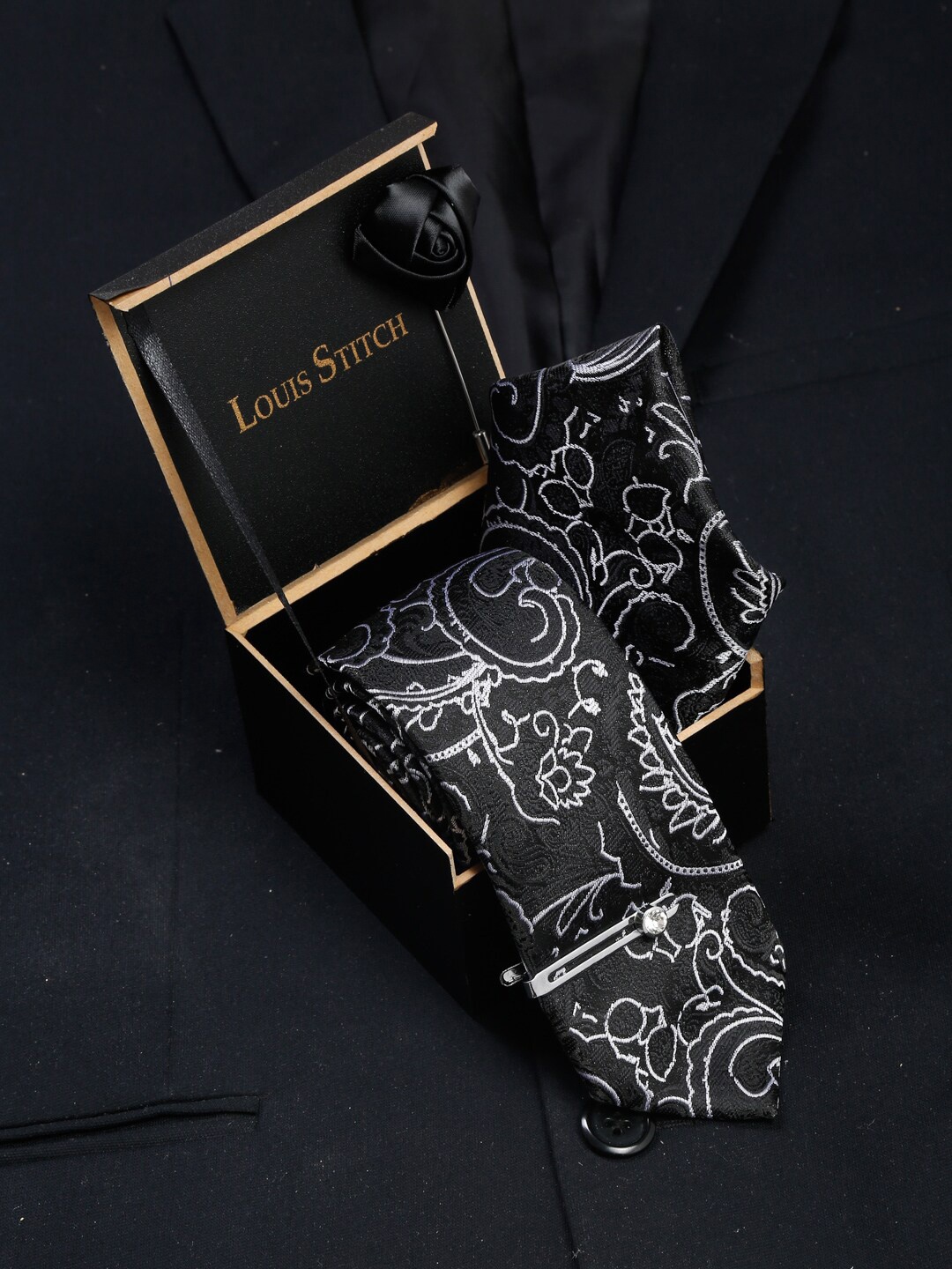 

LOUIS STITCH Men Onyx Black Italian Silk Necktie Accessory Gift Set