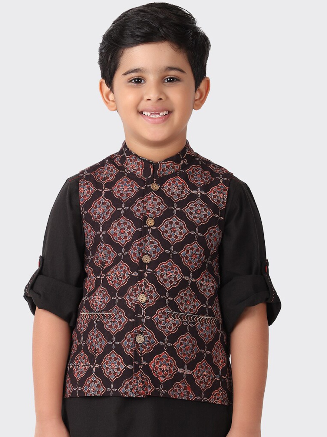 

Fabindia Boys Black & Red Printed Cotton Woven Nehru Jacket