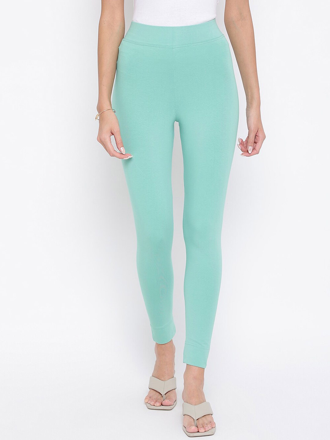 

Fabindia Women Sea Green Solid Cotton Ankle-Length Leggings