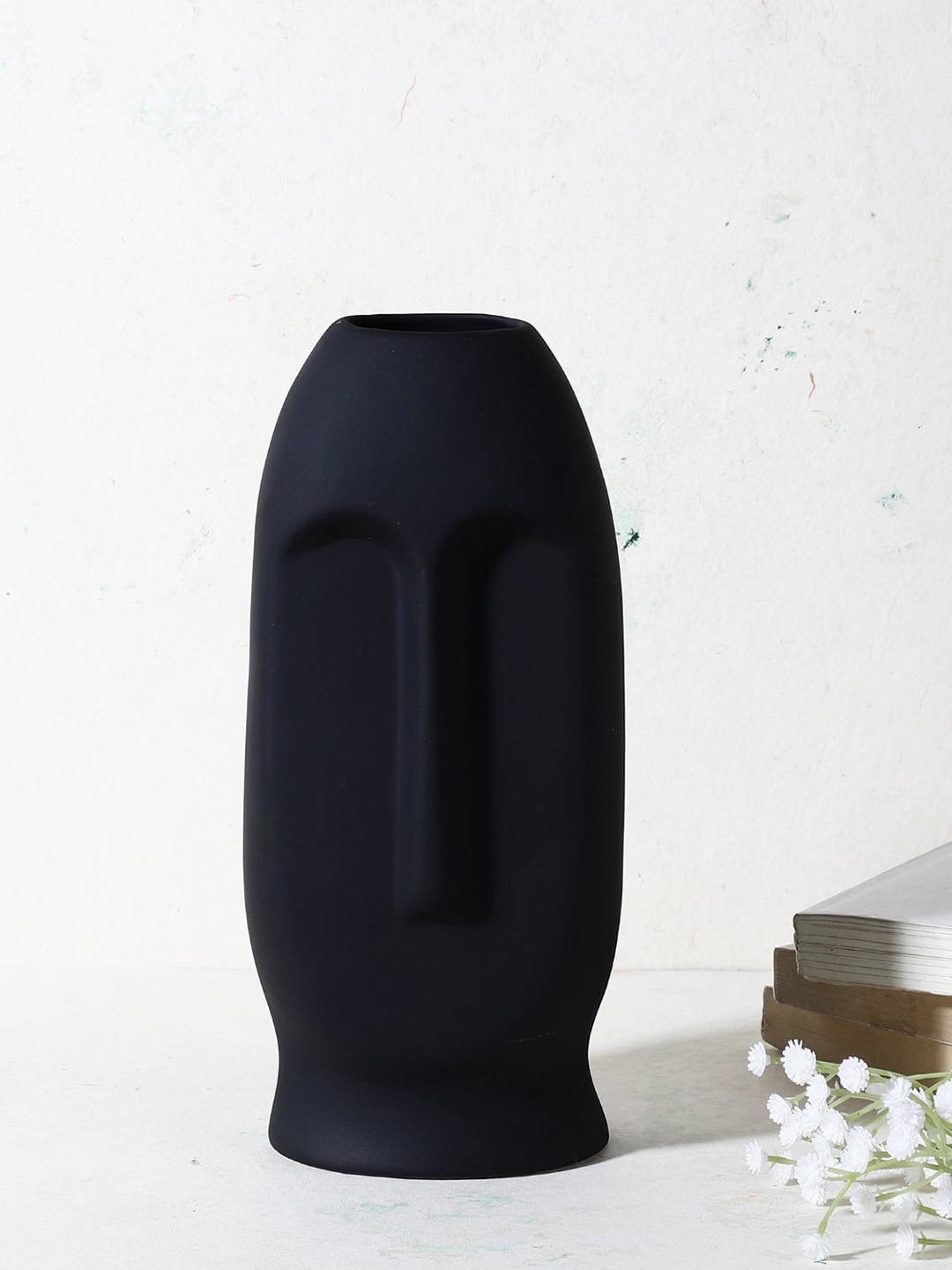 

The Decor Mart Black Solid Ceramic Vase